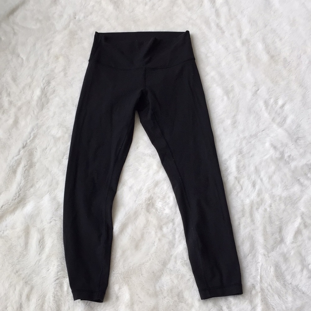 Lululemon black leggings size 6